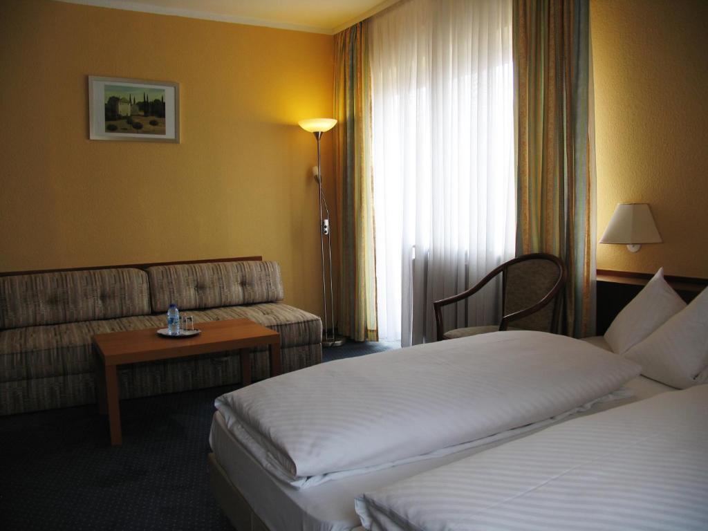 Rheinhotel Luxhof Špýr Pokoj fotografie