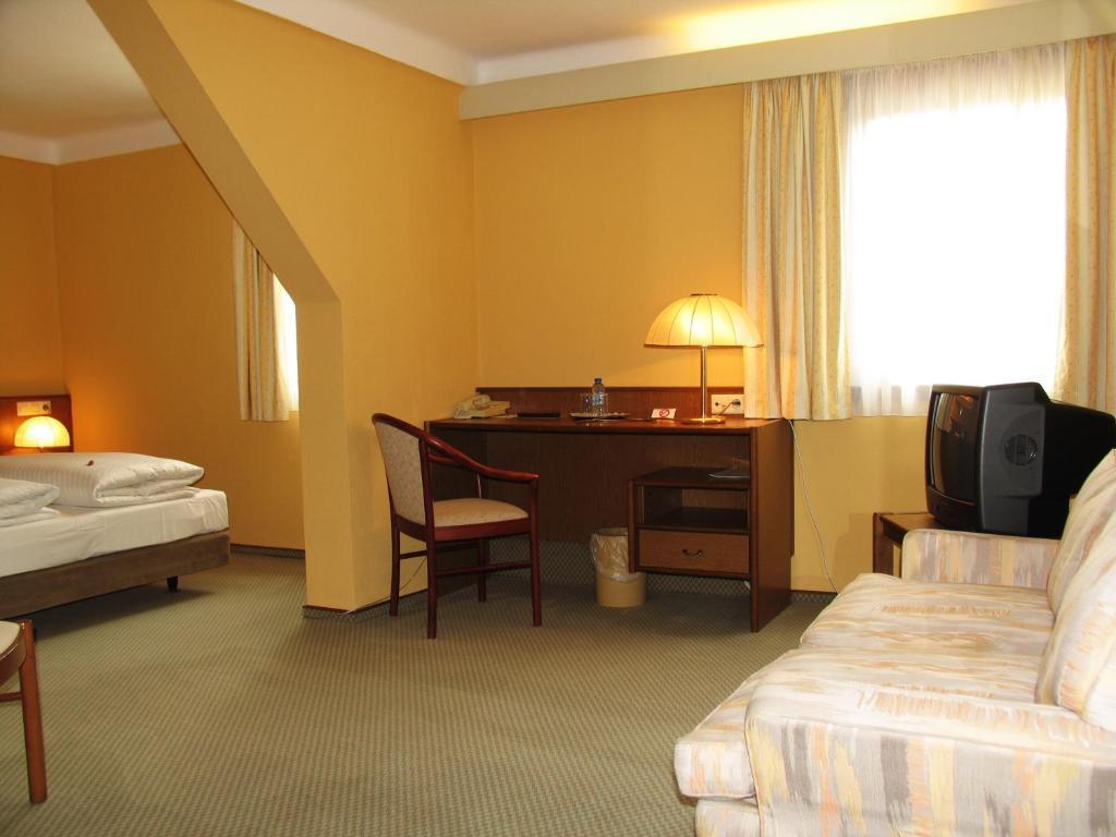 Rheinhotel Luxhof Špýr Exteriér fotografie