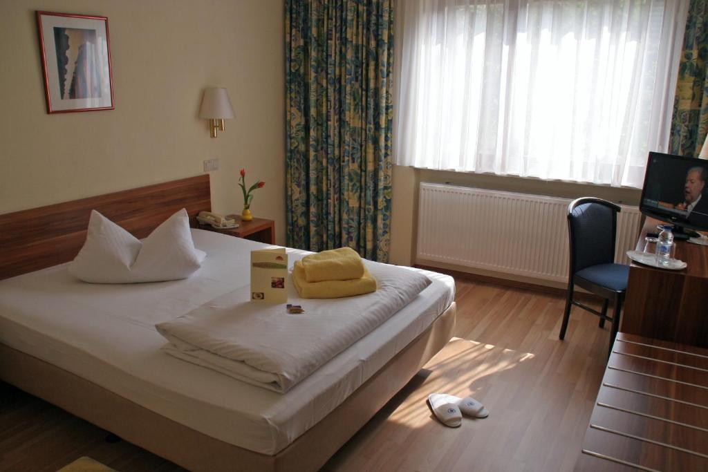 Rheinhotel Luxhof Špýr Exteriér fotografie